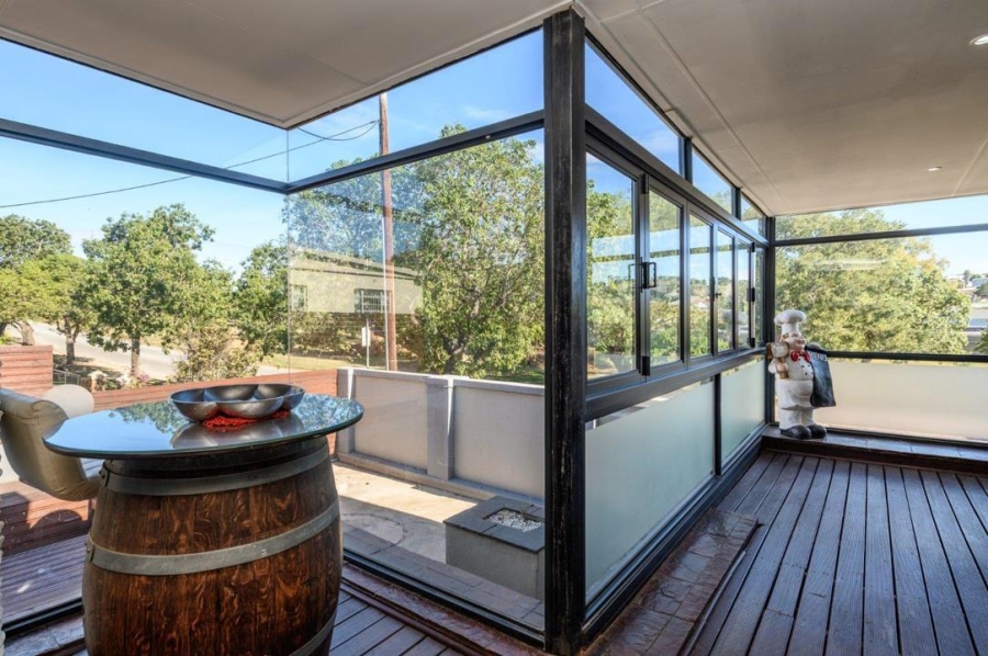 5 Bedroom Property for Sale in Van Riebeeck Hoogte Eastern Cape